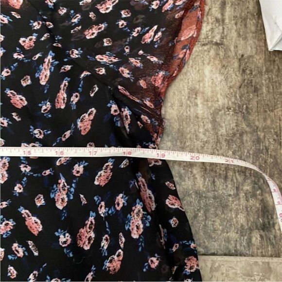 BCBGeneration  Black Floral Boho Sheath Dress Small Flutter Sleeve Flowy Dress - Picture 5 of 6